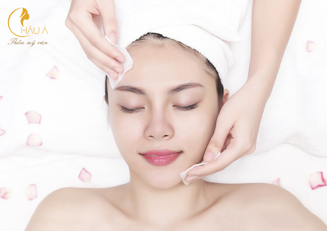 massage da mặt bằng collagen có gì đặc biệt